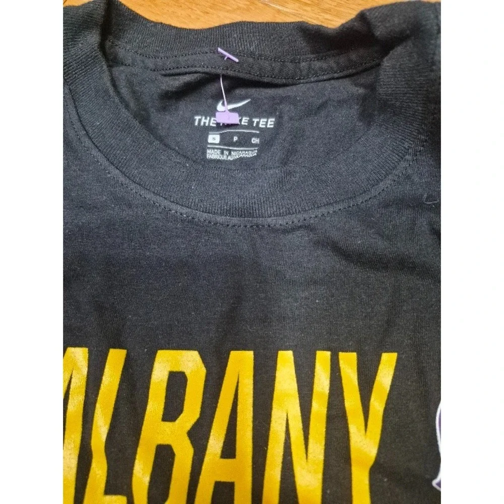 Nike tee ualbany